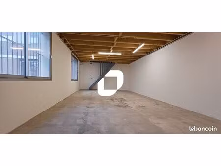local d'activité 105 m²