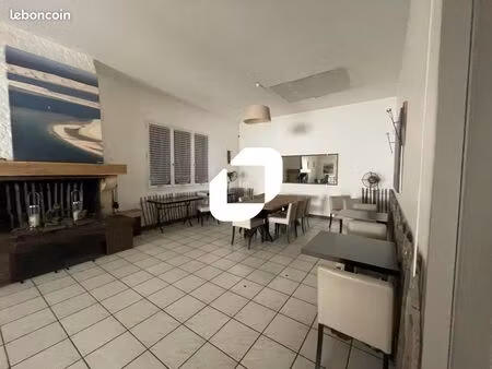 local commercial 200 m²