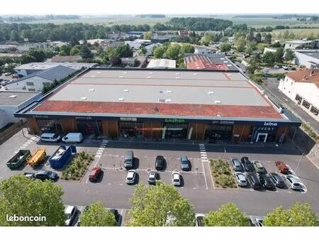 local commercial 1 226 m²