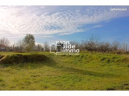 terrain 397 m² benet