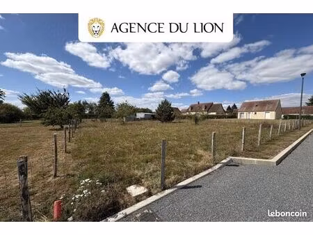 terrain 581 m² longny les villages