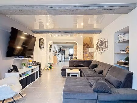 maison de 155 m² à floing