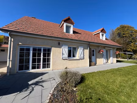 maison avec piscine 5 pièce(s) 135.50m2