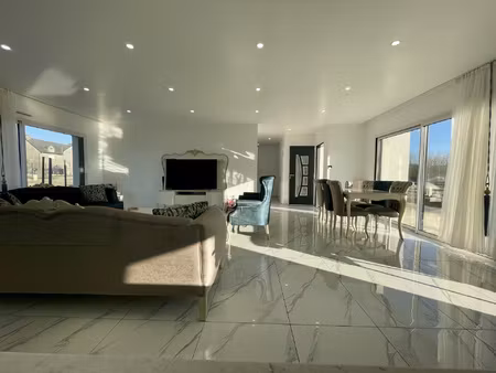 a vendre- soquet immobilier - maison recente de plain-pied