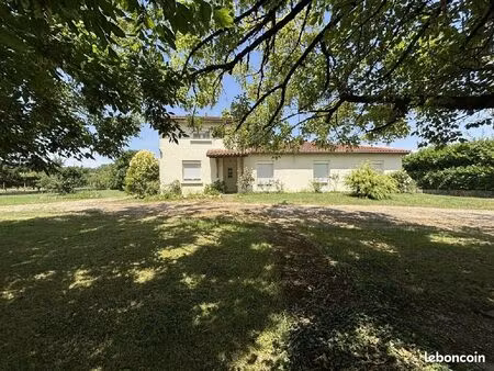 maison 6 pièces 169 m²