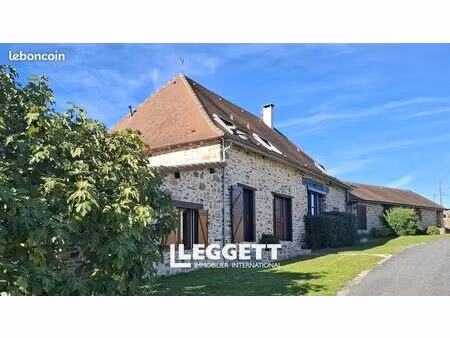 maison 10 pièces 204 m²