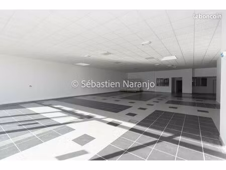 local 440 m² limoges