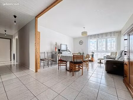 appartement 5 pièces 98 m²