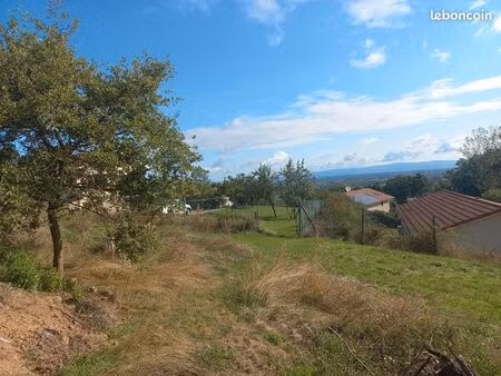 terrain 650 m² marcoux