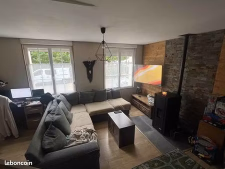 pitgam : maison 3ch  cour chauffage électrique + feu à pellets