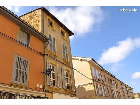 immeuble 6 pièces 88 m²