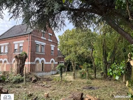 maison 8 pièces 300 m²