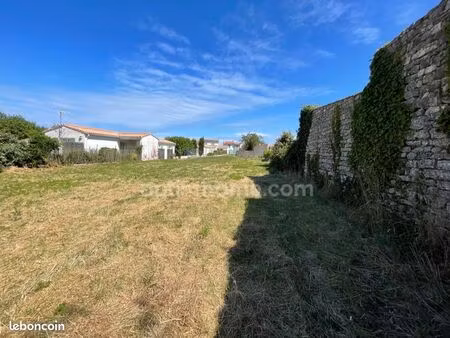 terrain 1 026 m² sainte marie de re