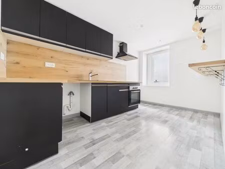 maison de village 5 pièces 97 m²
