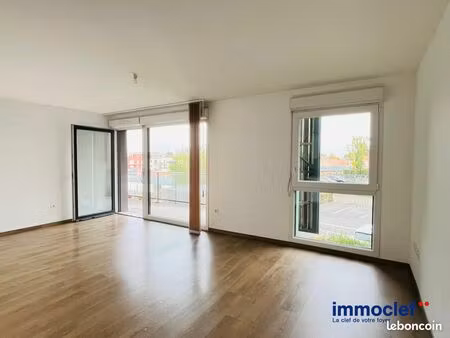 appartement 3 pièces 69 m²