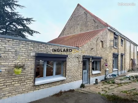 immeuble 142 m² oye plage