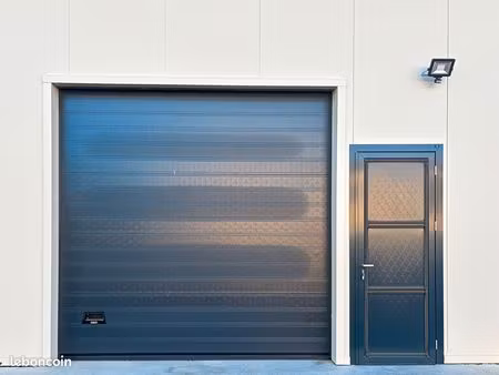 entrepôt 85 m² mandres les roses