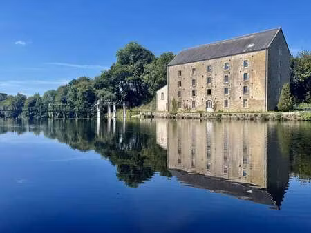 vente immeuble à pontivy centre ville (56300) : à vendre / 1250m² pontivy centre ville