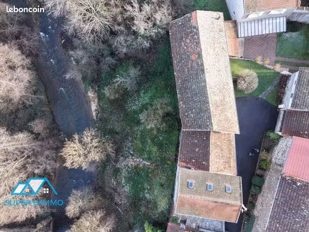 maison 11 pièces 240 m²