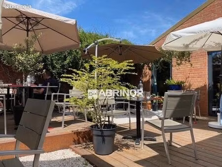 commerce services 220 m²