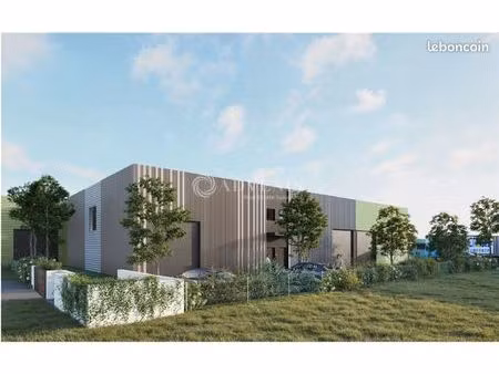 local d'activité 202 m²