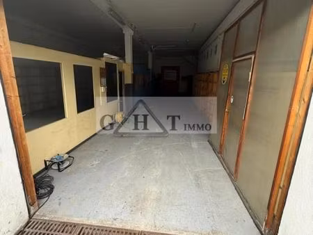 local industriel 213 m²