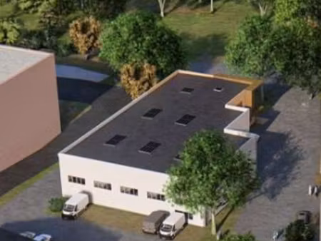 bâtiment industriel d'une surface plancher de 757 m2