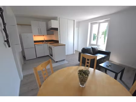 location meublée appartement 2 pièces 32 m² à ozoir-la-ferriere (77330)  780 €