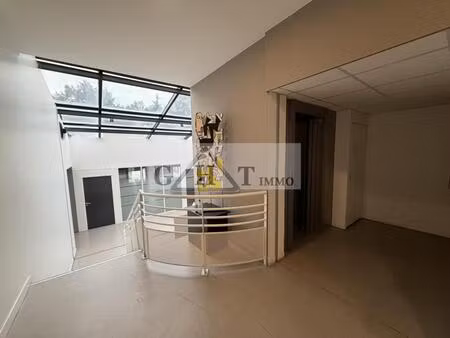 bureaux 311m2 a louer evry-courcouronnes