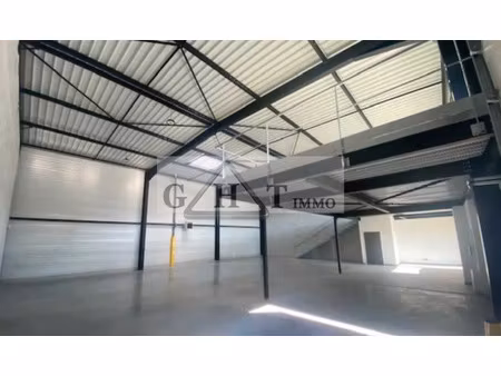 entrepot/ bureau a louer senlis