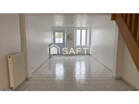 maison bénéficiant d'une belle pièce de vie lumineuse