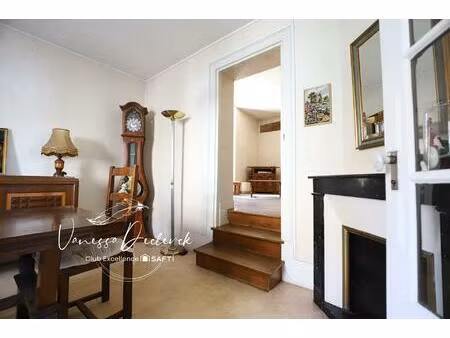 maison de ville avec sous sol et garage independant