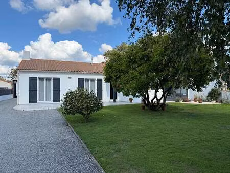 vente maison à saint-viaud (44320) : à vendre / 118m² saint-viaud