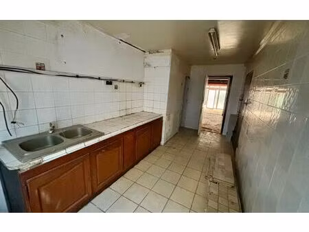 appartement vauvert 65 m² t-3 à vendre  61 600 €