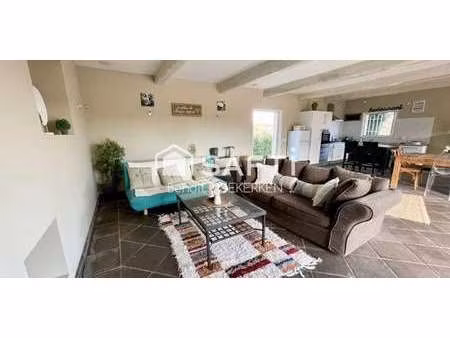 maison avec piscine et terrasse mane (04)