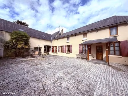 longère 8 pièces 185 m²