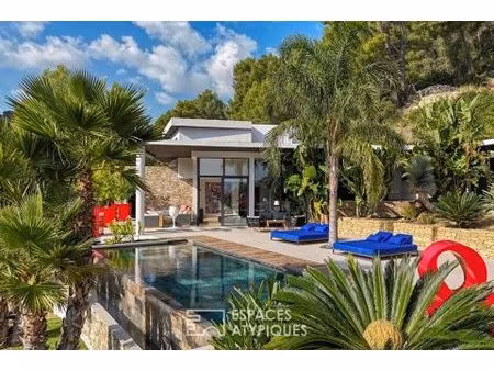 maison d'architecte atypique vue cinématographique