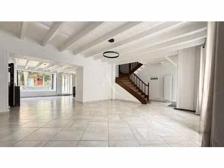 vente maison à la roche-sur-yon centre ville (85000) : à vendre / 130m² la roche-sur-yon c