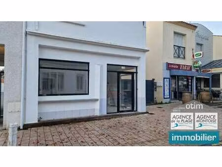 location bureaux et commerces à saint-jean-de-monts (85160) : à louer / 40m² saint-jean-de