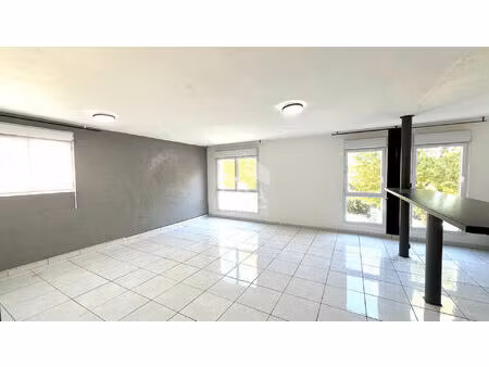 appartement port de bouc 3 pièce(s) 75 m2