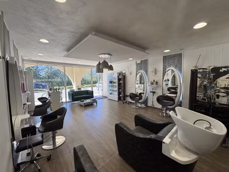 fond de commerce 50m2 salon de coiffure marana cordon laguna