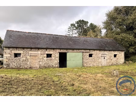 locronan  a rénover longère + terrain constructible