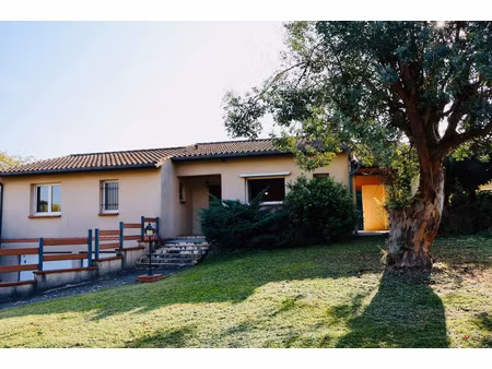 pompertuzat - villa independante t4 sur une belle parcelle d