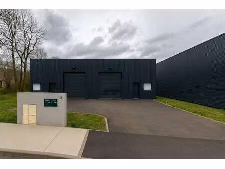 location bureaux et commerces à acigné (35690) : à louer / 159m² acigné