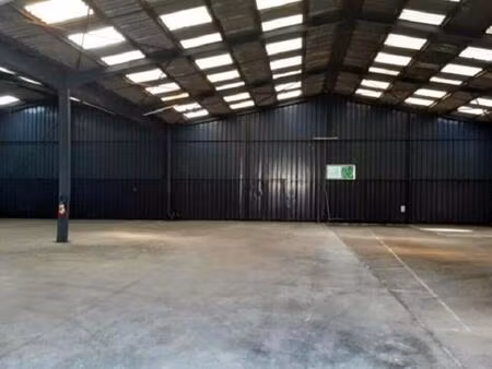 local d'activite - atelier 700m2