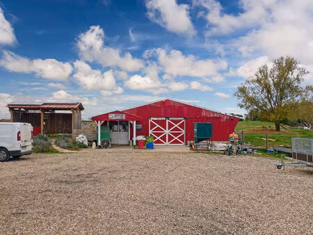 vente entrepôt / local industriel  1241.00m²  gisors