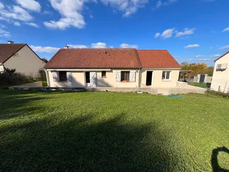 vente maison 4 pièces 88 m² à dampierre-en-graçay (18310)  140 400 €