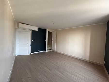 location appartement 2 pièces 49m² gerzat 63360