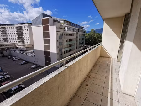 location appartement 4 pièces 67m² chambery 73000