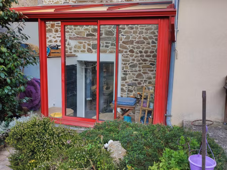 appartement t3 + local commercial